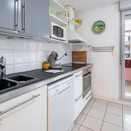 Appartamento Avec Piscine, Clim, Wifi, Parking Tolosa